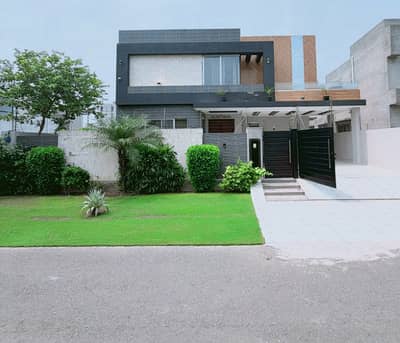 1 kanal brand new luxury available for rent in DHA phase 6