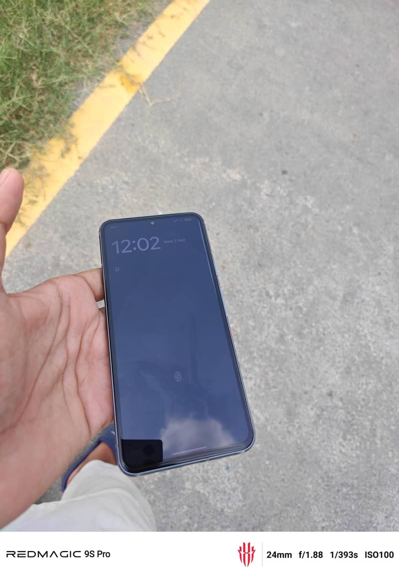 Google Pixel 8 5