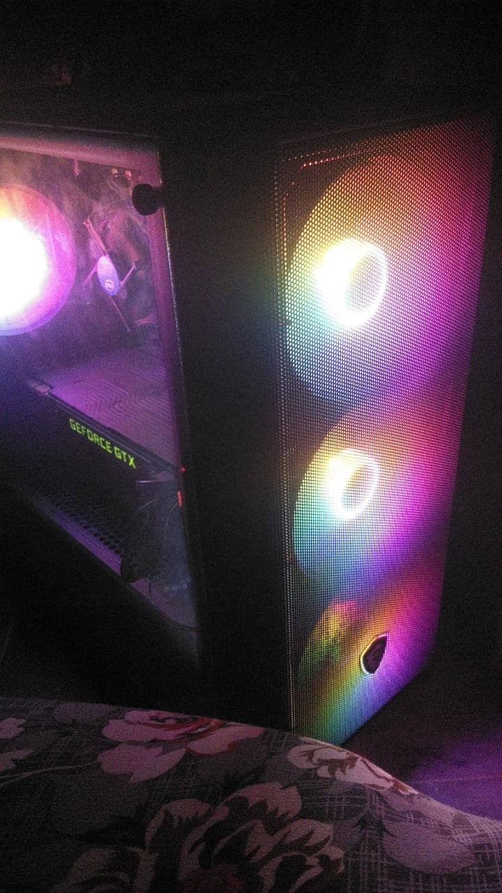 Complete Gaming PC Setup 1