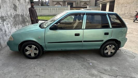 Suzuki Cultus 2001