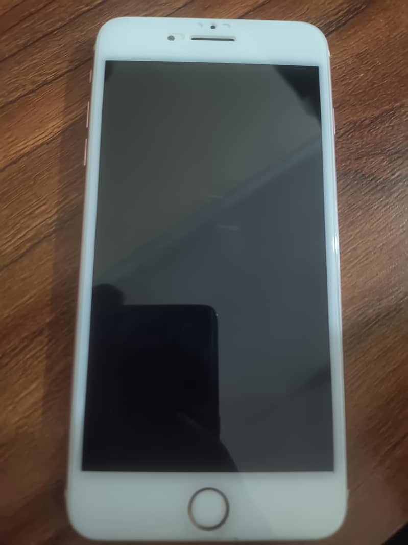 Apple iPhone 7 Plus 0