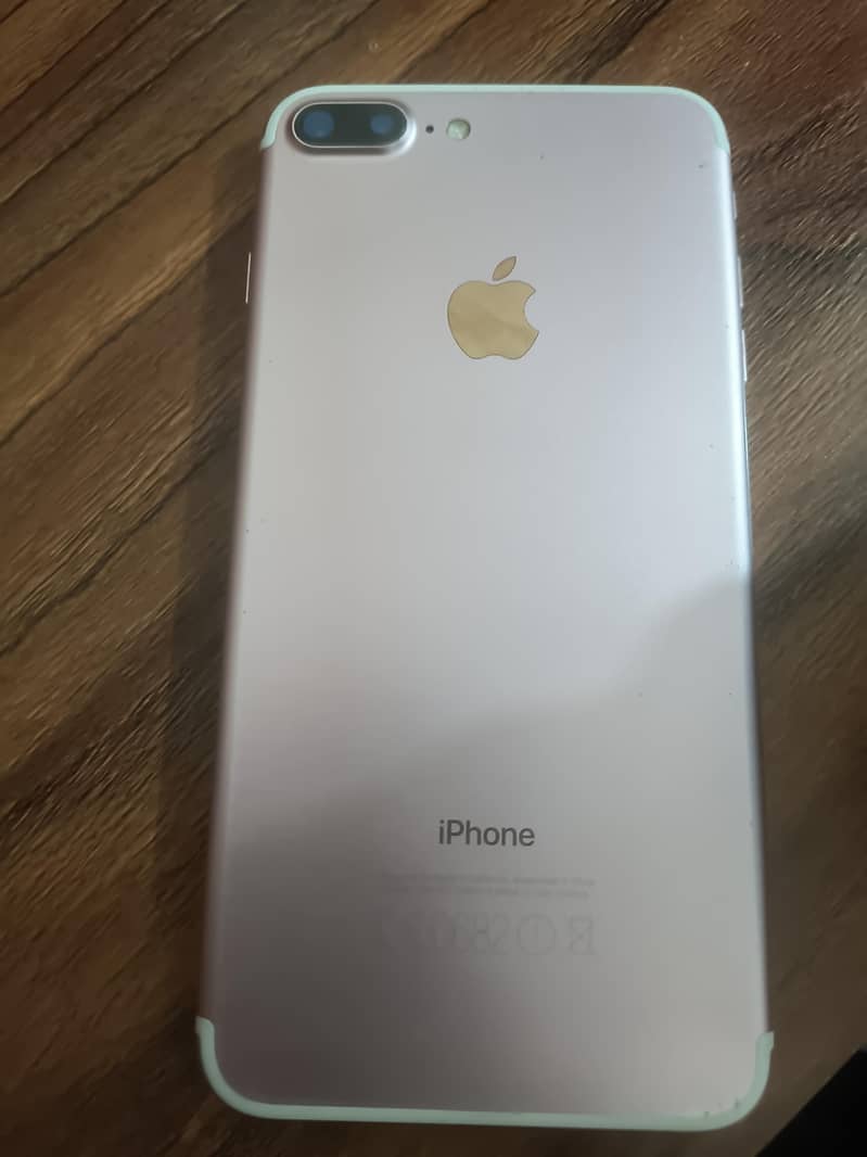 Apple iPhone 7 Plus 1