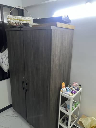 Almari 2 door