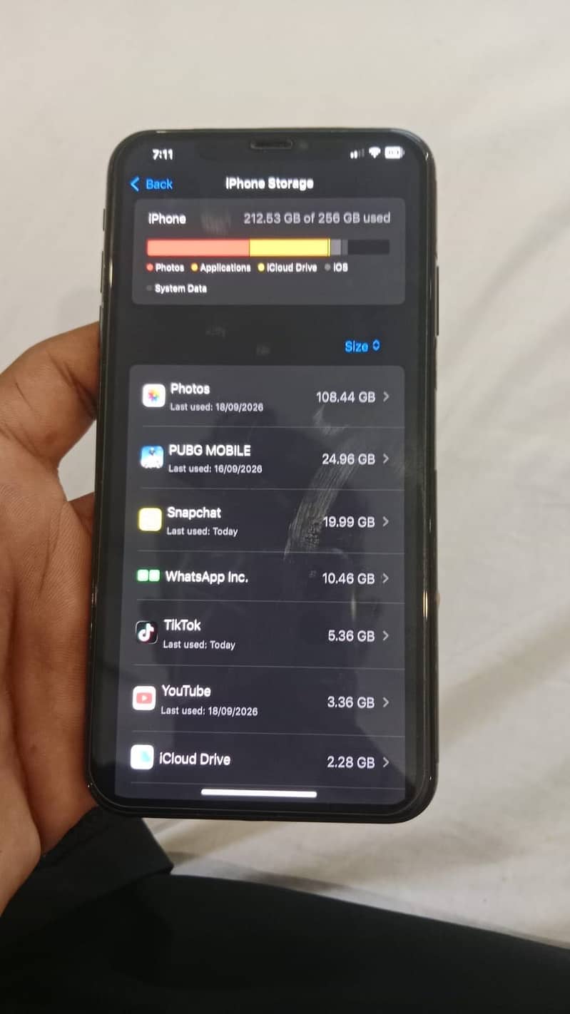 Apple iPhone X 2
