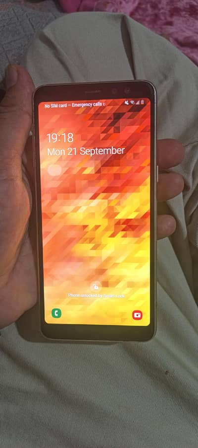 samsung A8 2018