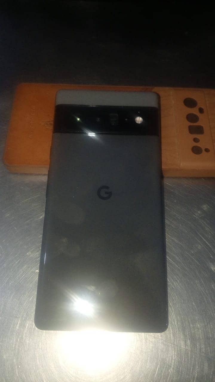 Google Pixel 6 Pro 2