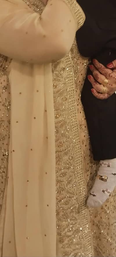 maxi golden colour