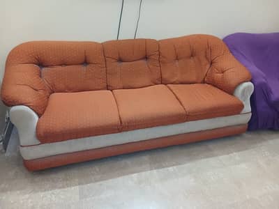 10 seater sofa with center table
