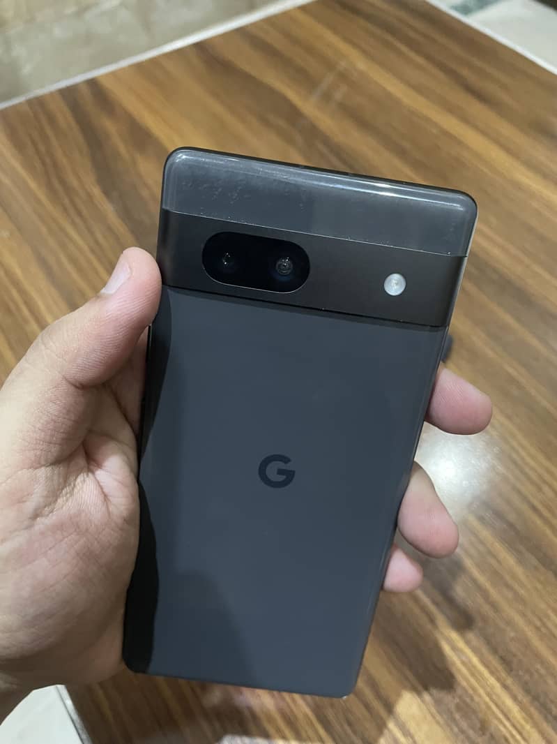 Google Pixel 7a 2