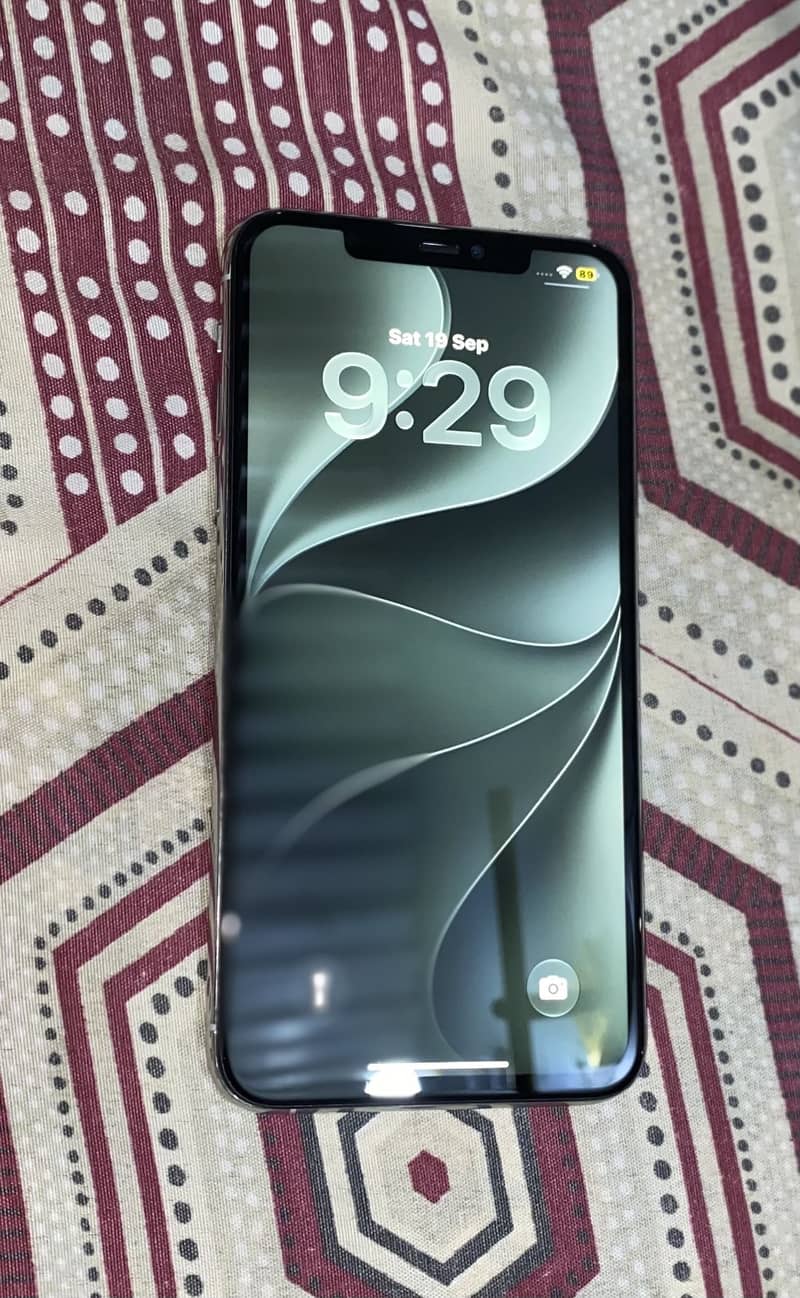 Apple iPhone 11 Pro Max 3