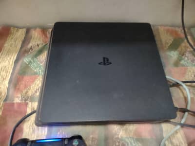 Play station 4 1 tb