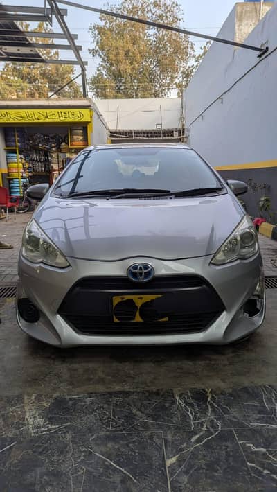 Toyota Aqua 2015