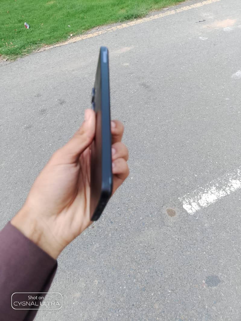 Realme Note 60x 2