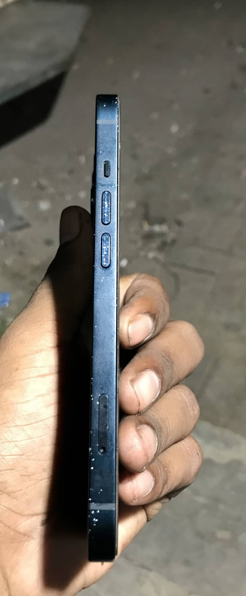 Apple iPhone 13 2