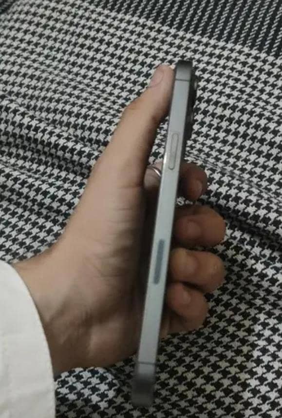 Iphone 13 pro Max 3