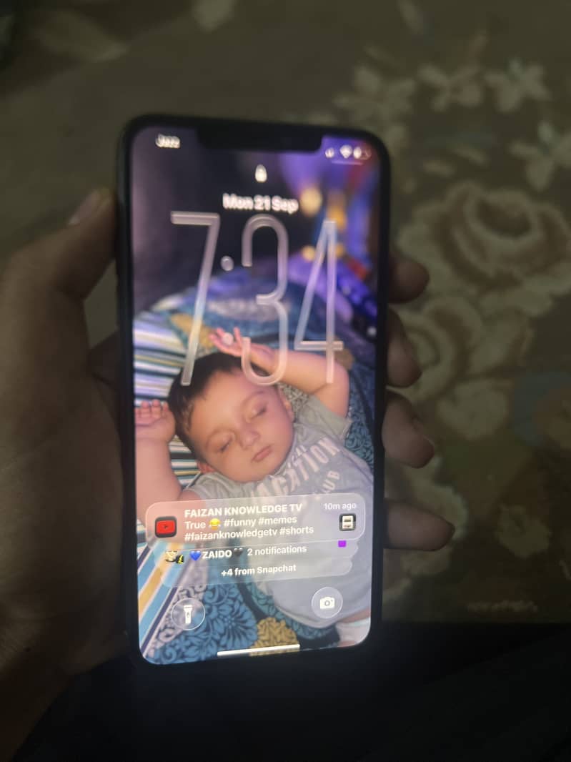 Apple iPhone 11 Pro Max 1
