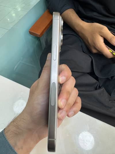 IPHONE 15 PRO MAX DD DISPLAY URGENT SELL
