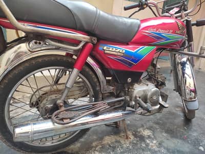 HONDA CD70