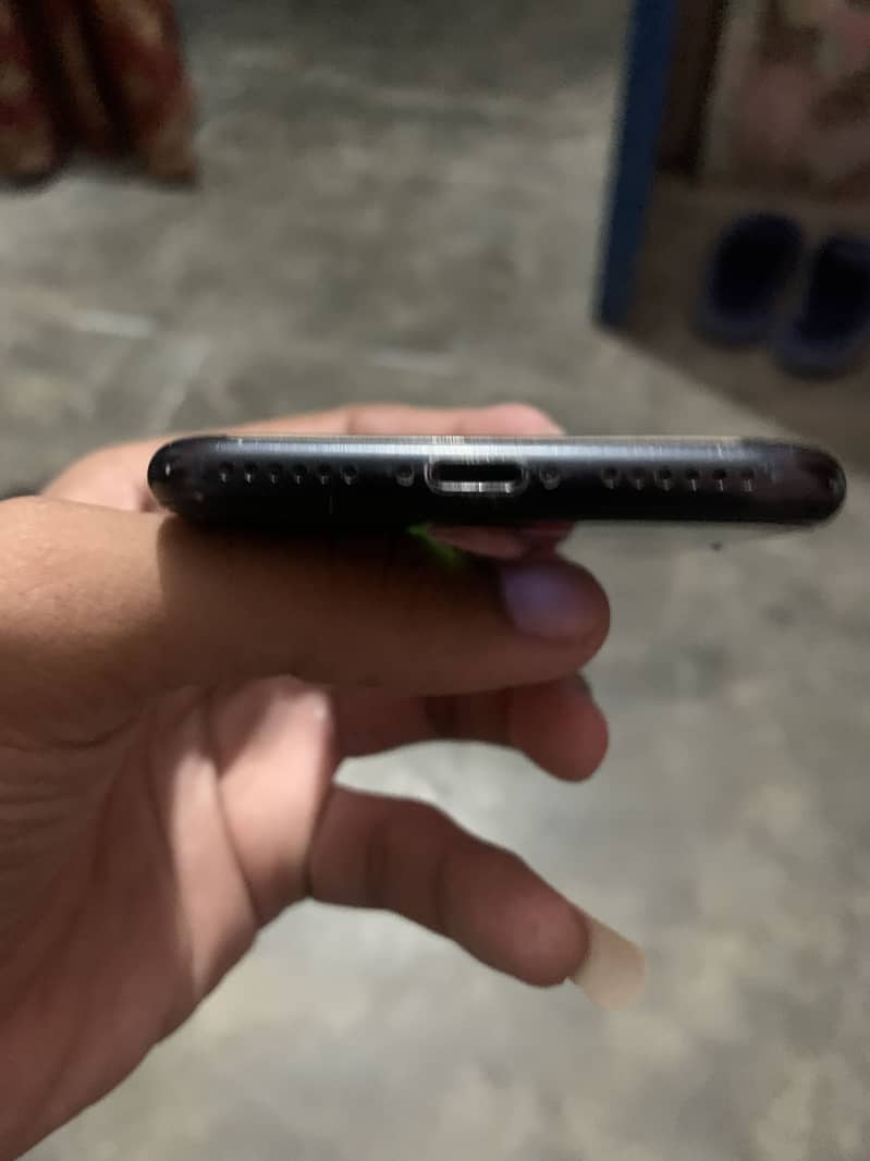 Apple iPhone SE 4
