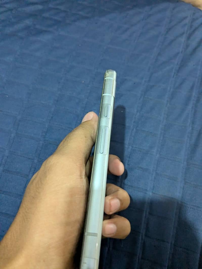 Google Pixel 7a 3