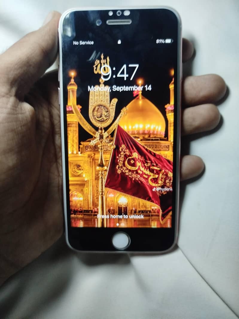 Apple iPhone 7 2