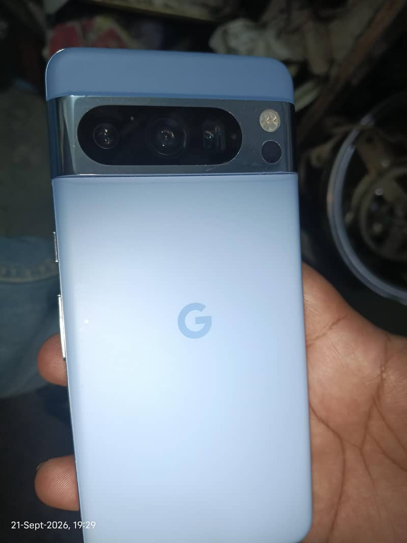 Google Pixel 8 Pro 0
