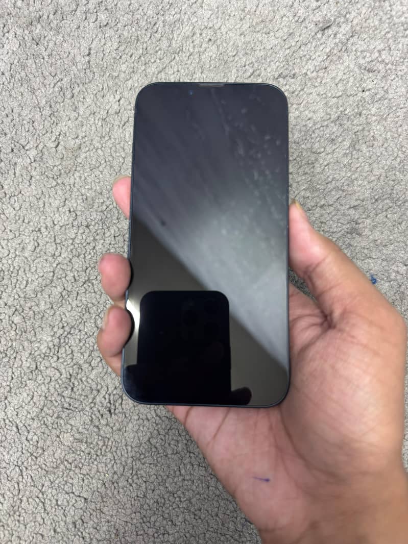 Apple iPhone 14 4