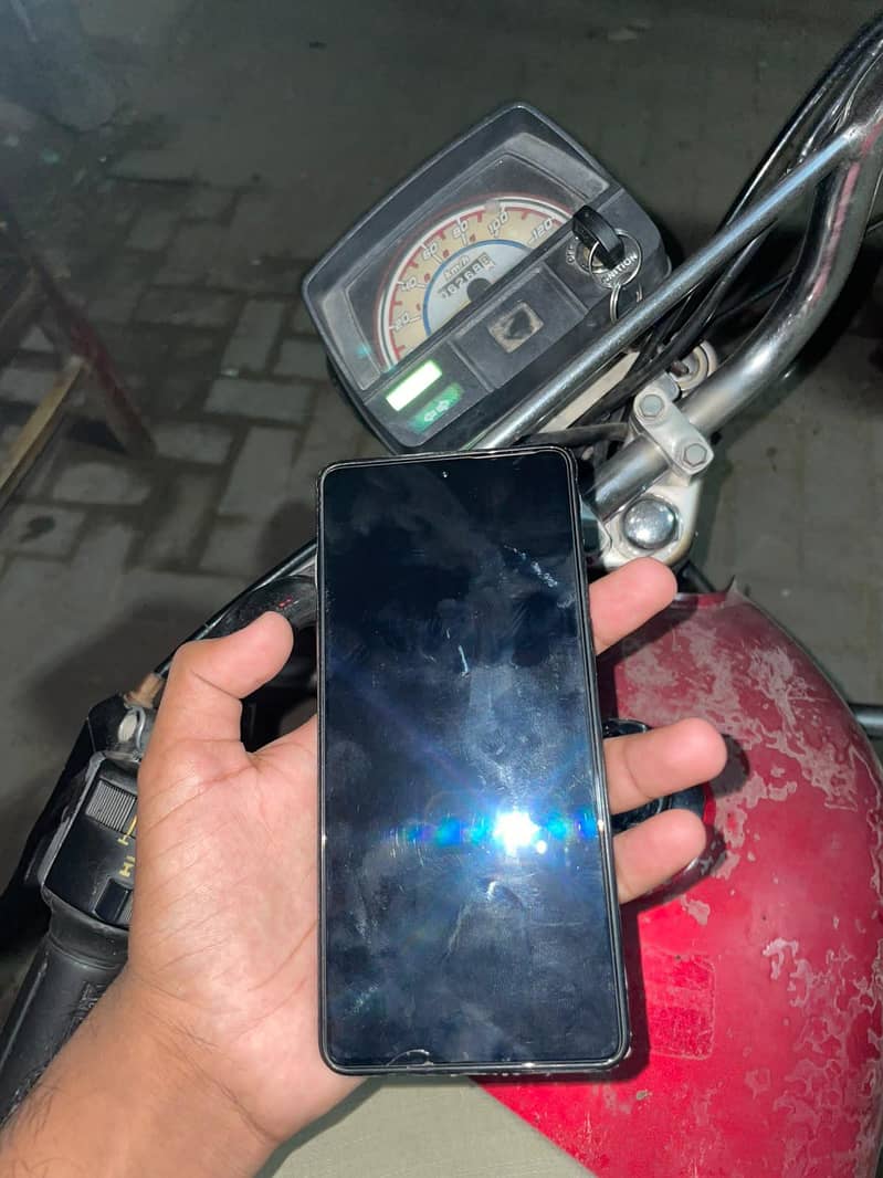 Tecno CAMON 20 1