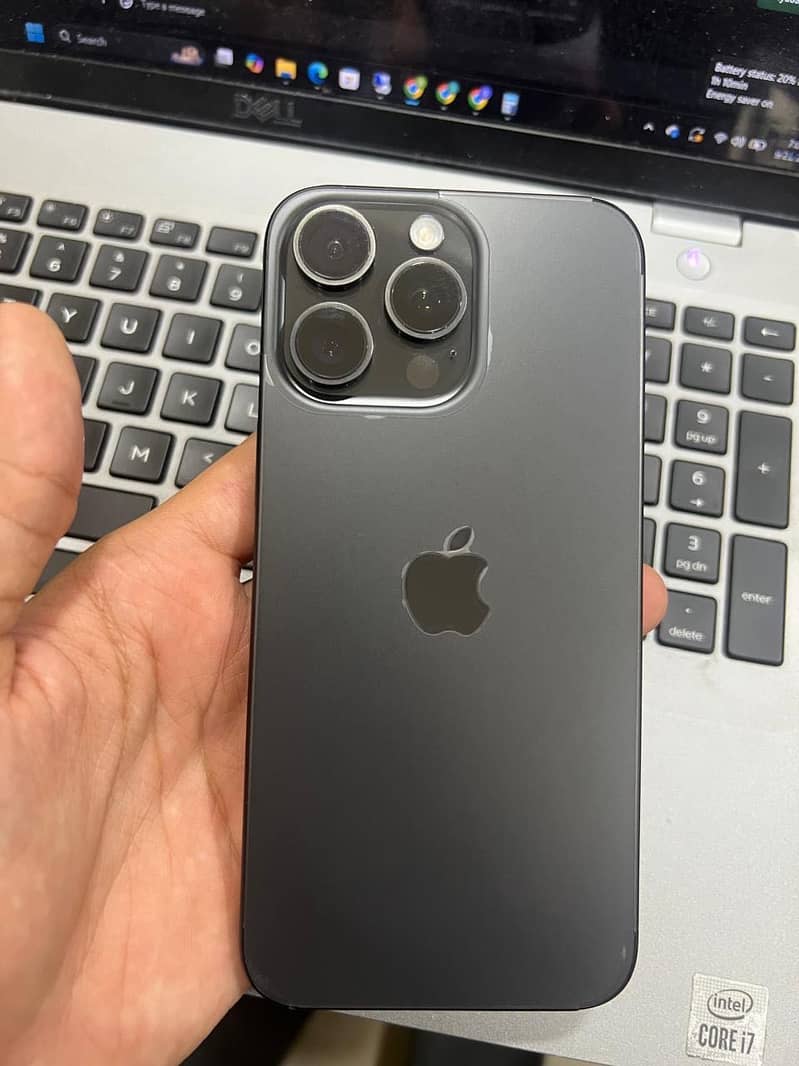 Apple iPhone 15 Pro Max 0