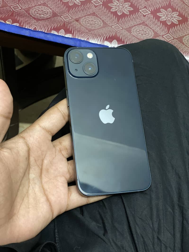 Apple iPhone 13 0