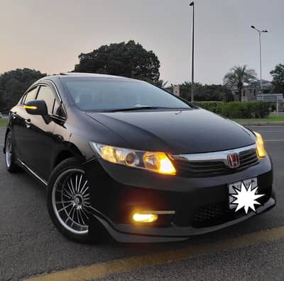Honda Civic Auto,Sunroof