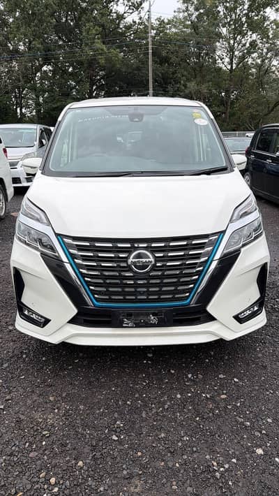 Nissan Serena 2021