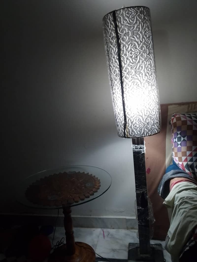 Floor Lamp 1