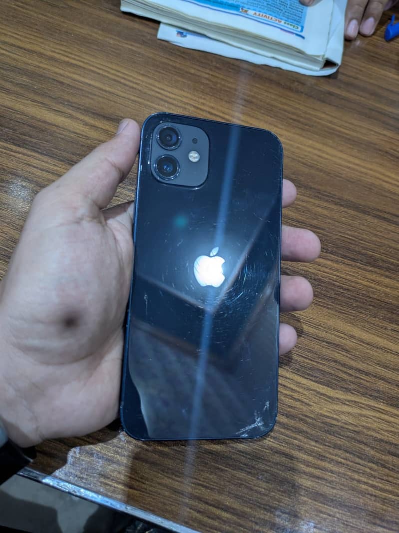 Apple iPhone 12 2