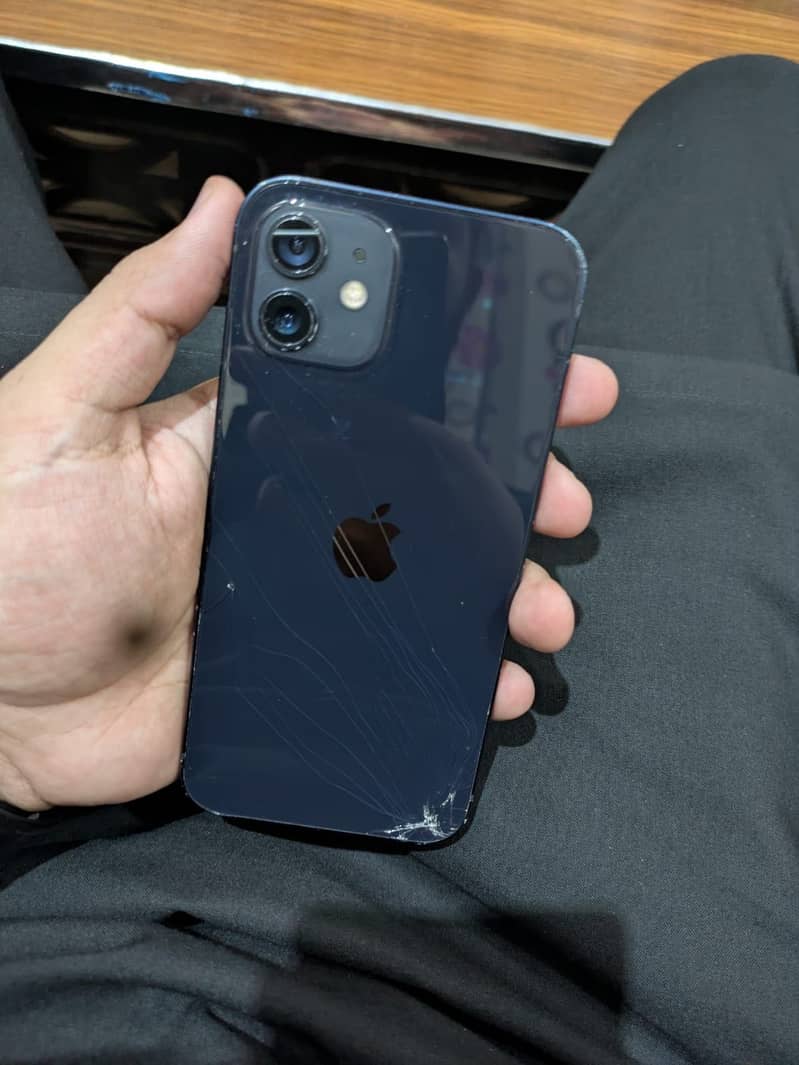 Apple iPhone 12 5