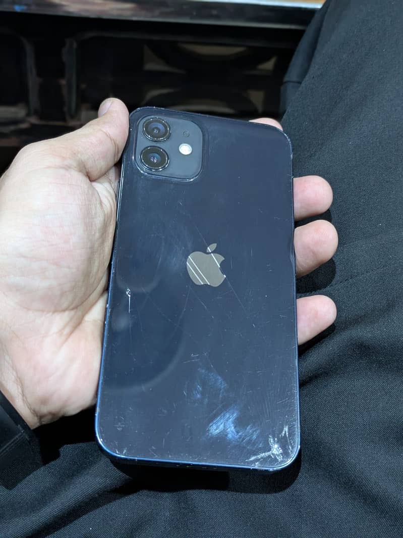 Apple iPhone 12 8