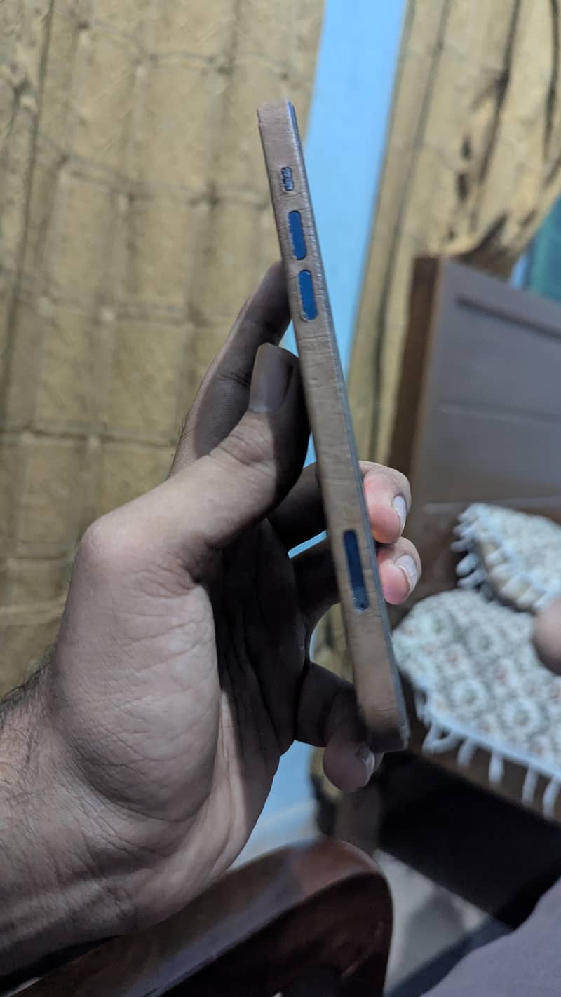 Apple iPhone 12 2