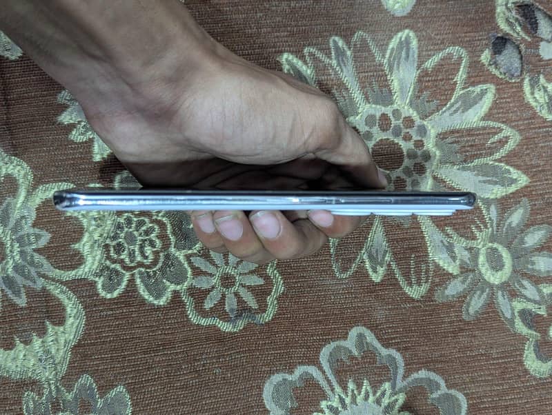Tecno Spark 40 pro plus 3
