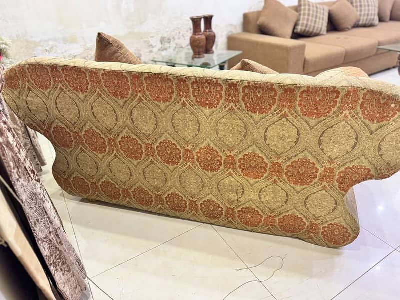 one pair sofa 3