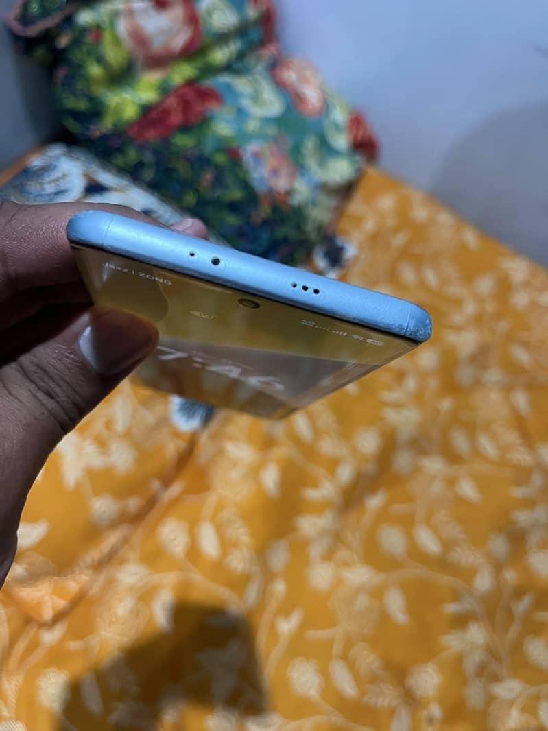 Xiaomi Redmi Note 15 4