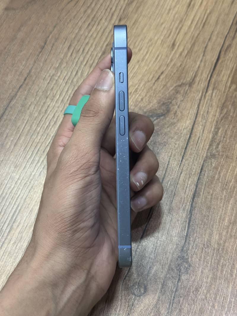 Apple iPhone 14 2
