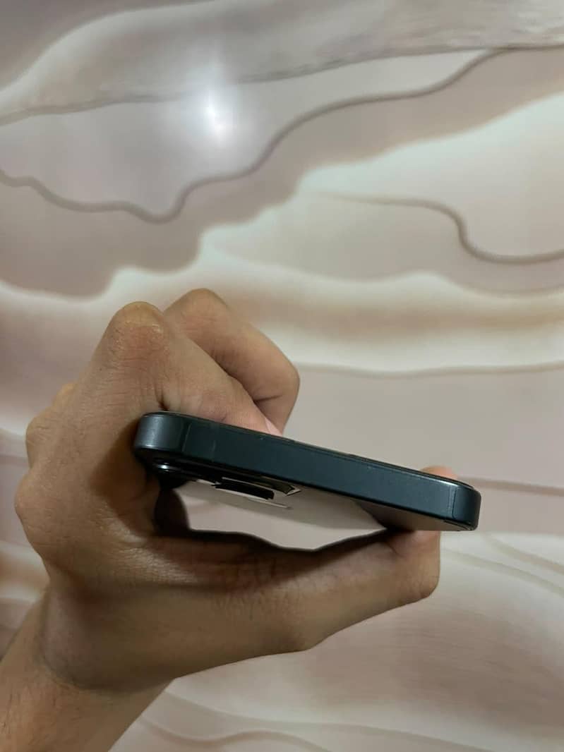 Apple iPhone 13 mini 3