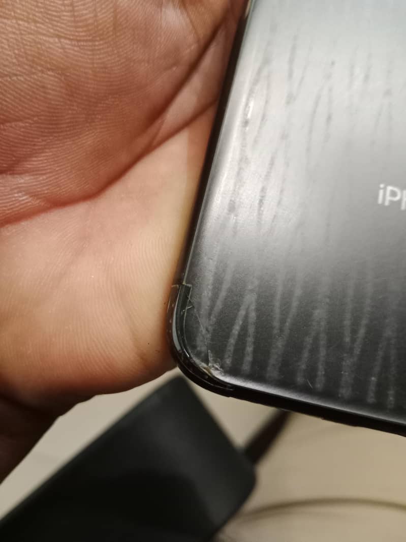 Apple iPhone X 3
