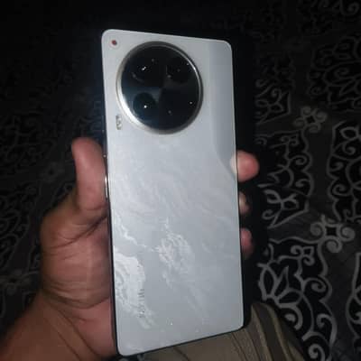 camon 30