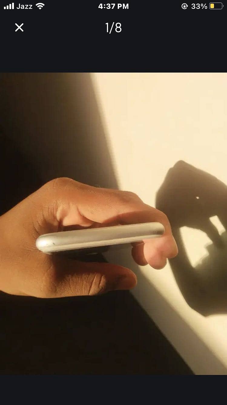 Apple iPhone 8 0