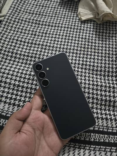 Samsung Mobile S25 FE