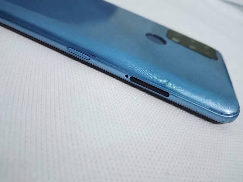 Tecno Pova 3