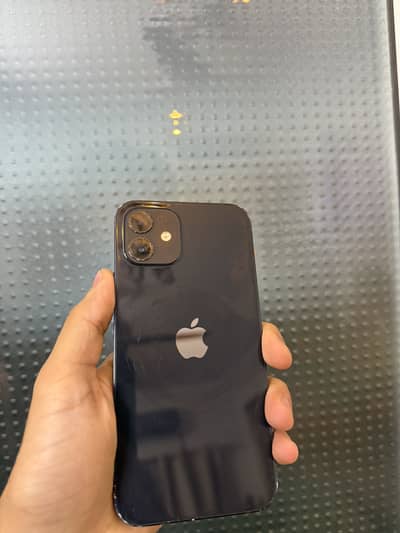 Apple iPhone 12