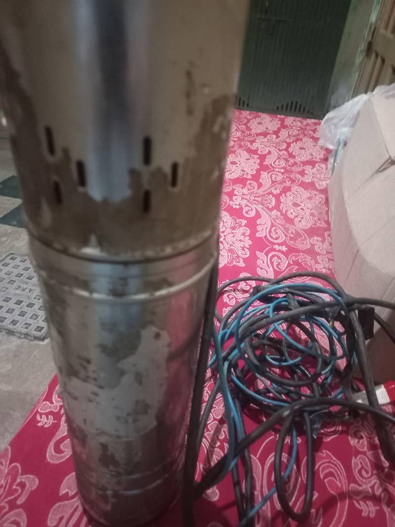 submersible pump 0
