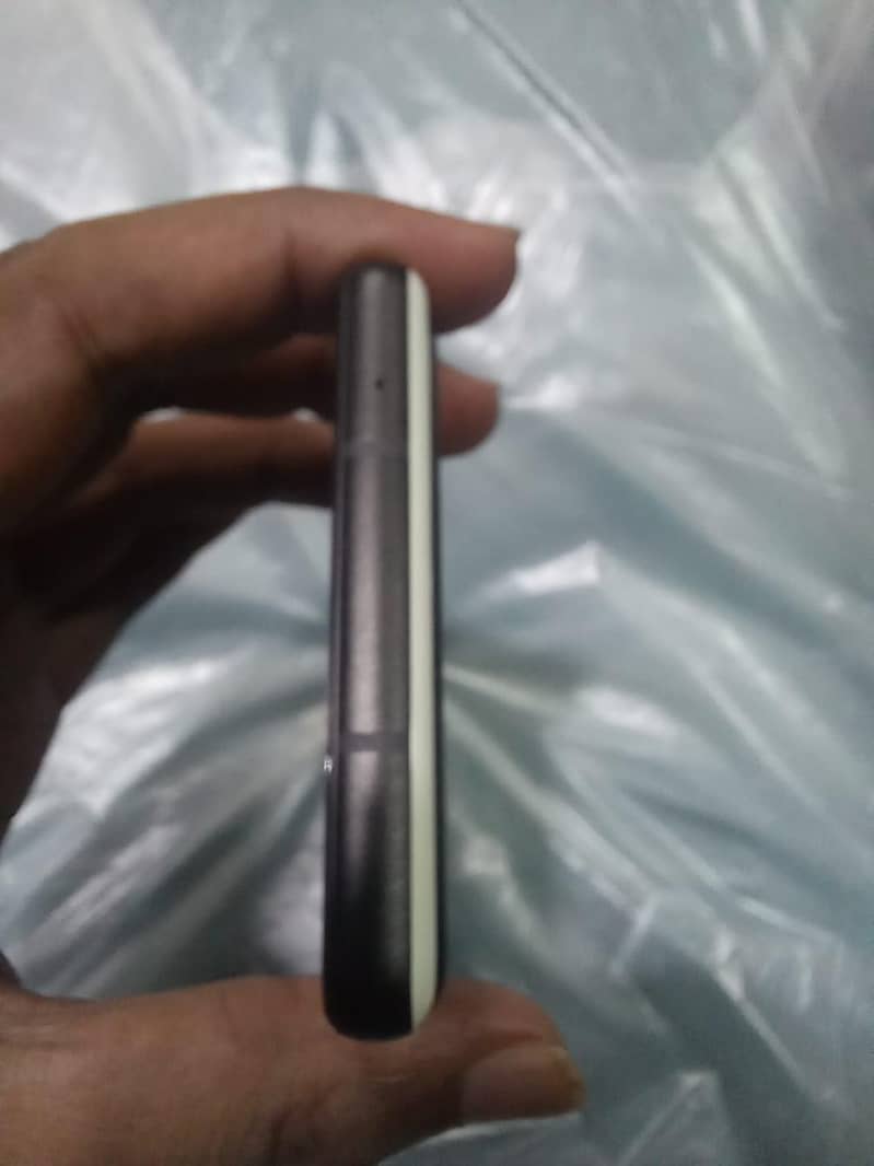 Google Pixel 6a 2